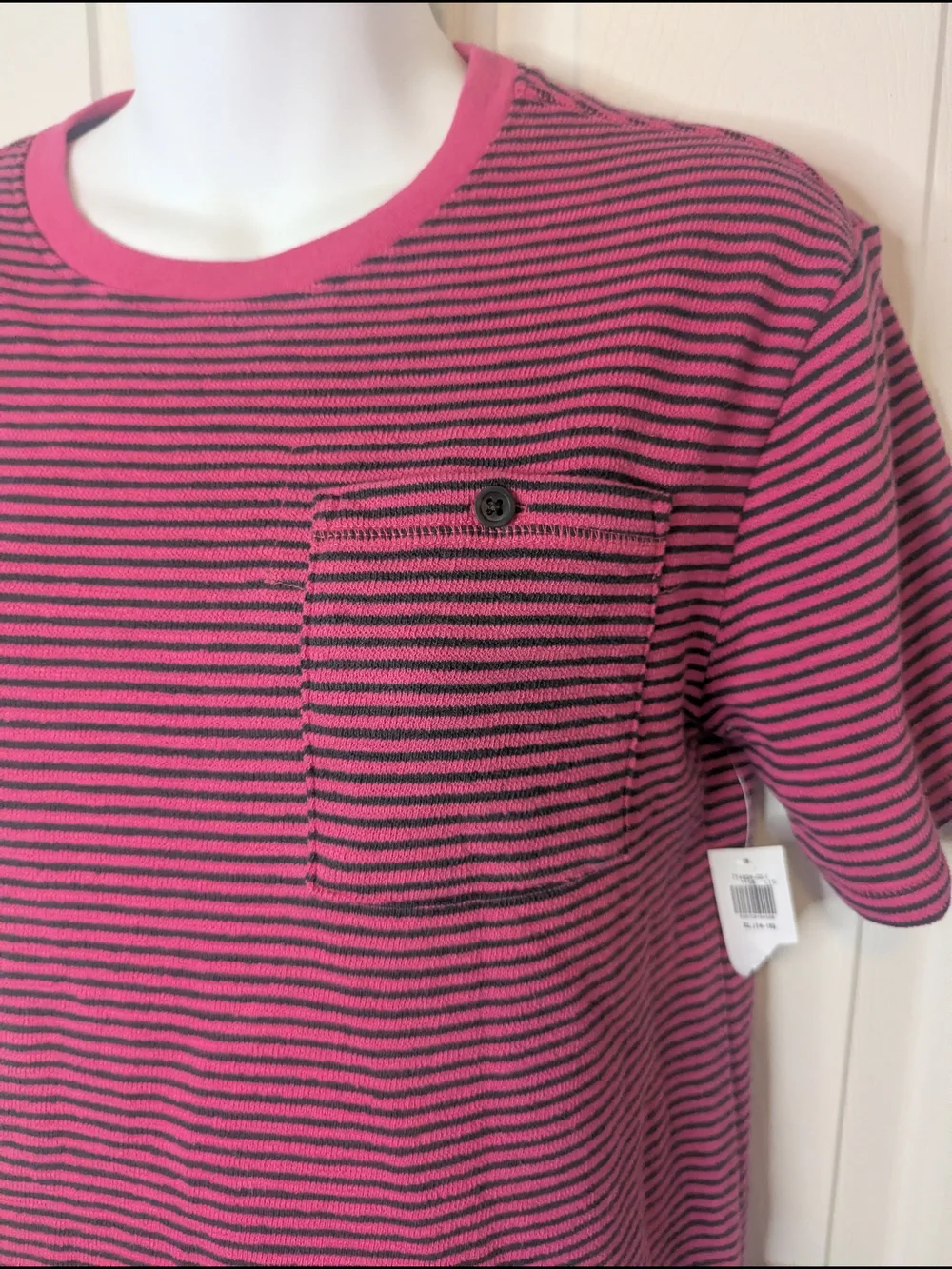 Old Navy Boys XL 14 16 Short Sleeve Textured Striped Pocket Tee Shirt Pink